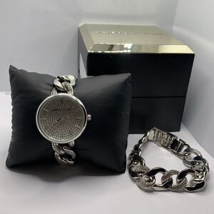 Kendall A0371S-42-F28 Women's Silver Alloy Analog Dial Quartz Watch MGK45